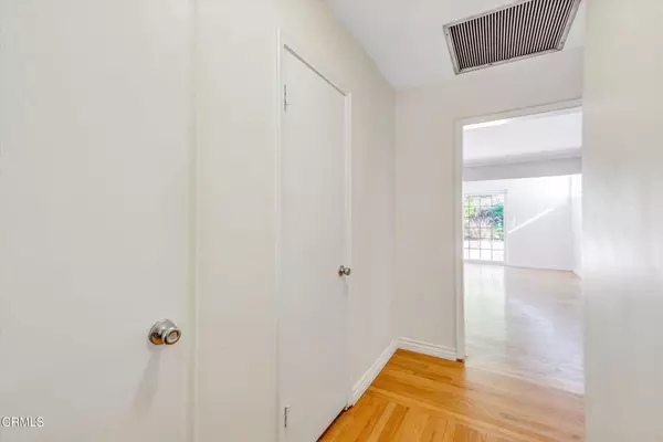 Glendale, CA 91214,3557 Burritt WAY