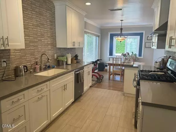 Glendale, CA 91214,3002 Manhattan AVE