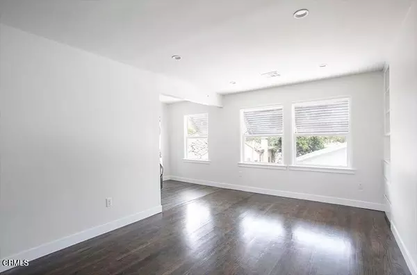 Los Angeles, CA 90039,3291 Perlita AVE