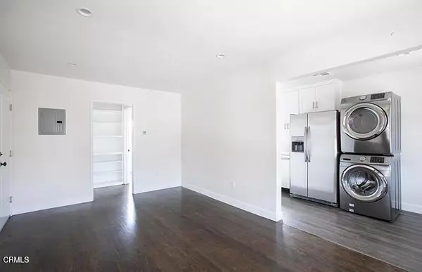 Los Angeles, CA 90039,3291 Perlita AVE