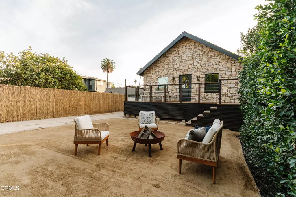 Los Angeles, CA 90026,2612 Marathon ST