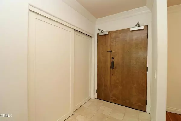 3855 Ingraham ST #204, Los Angeles, CA 90005