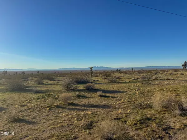 155 E Avenue F8, Lancaster, CA 93535