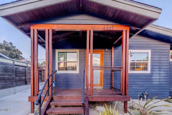 Los Angeles, CA 90039,3363 Hollydale DR