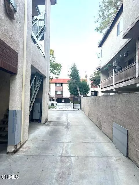 Glendale, CA 91204,412 Ivy ST #6