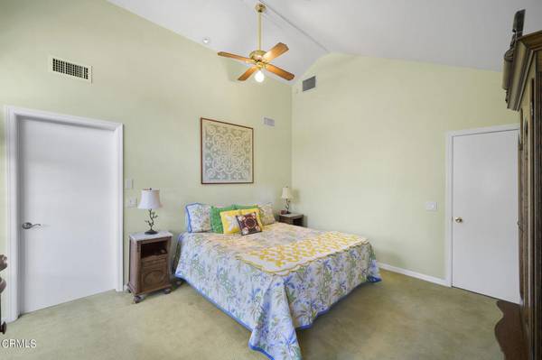 La Canada Flintridge, CA 91011,4713 Cypress ST