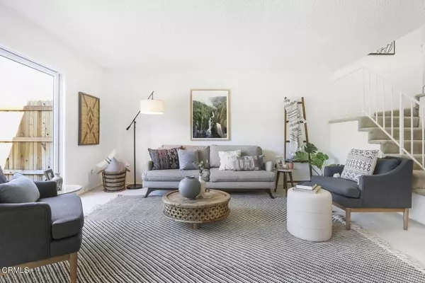 Chatsworth, CA 91311,10155 Brooke AVE