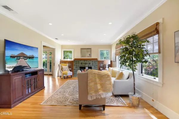 Claremont, CA 91711,1204 N Yale AVE