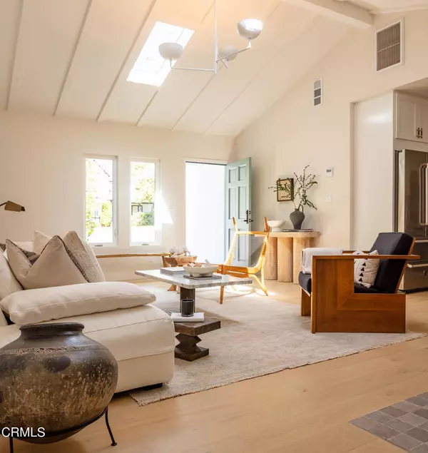 Monrovia, CA 91016,128 N Lincoln PL