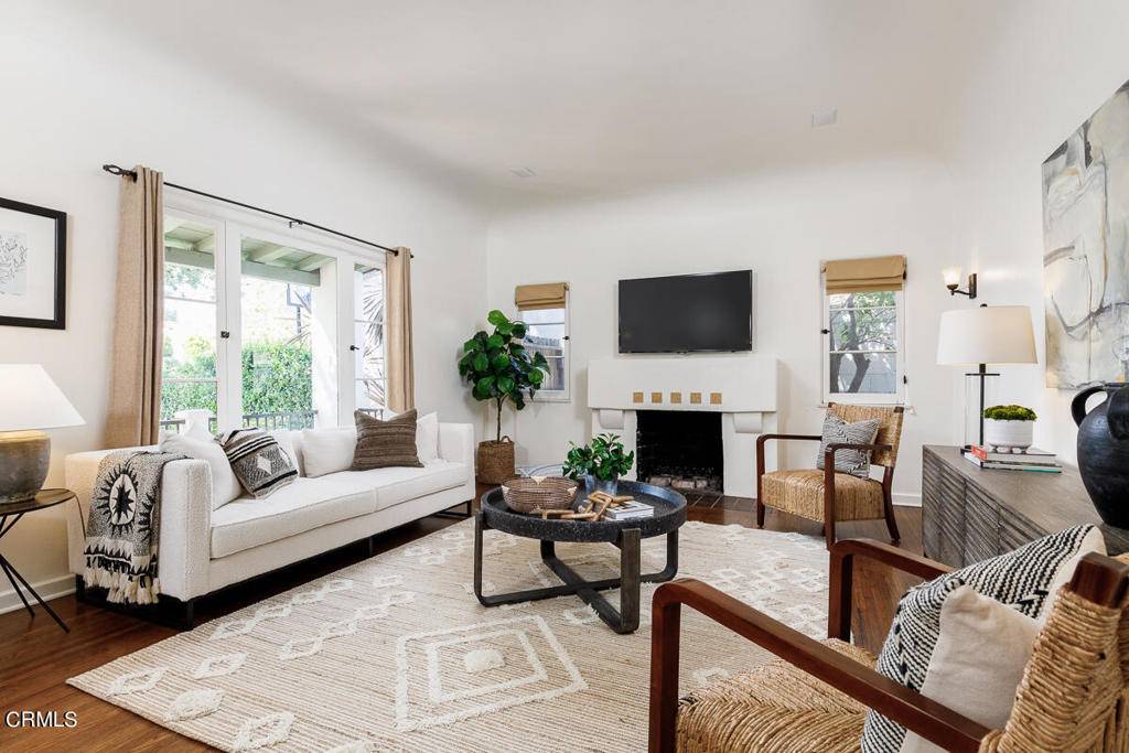 Altadena, CA 91001,2086 El Molino AVE