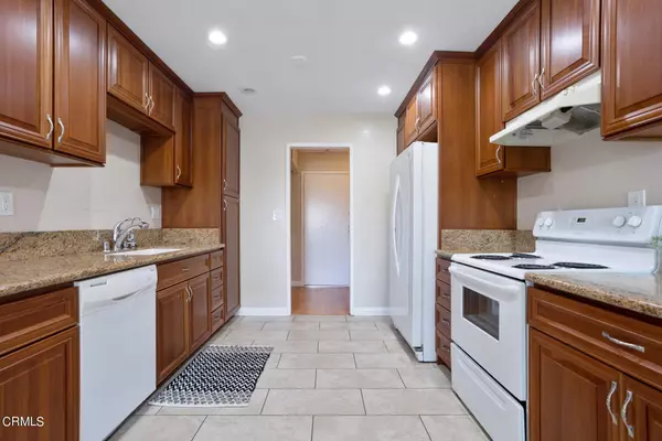 Glendale, CA 91207,320 E Stocker ST #117