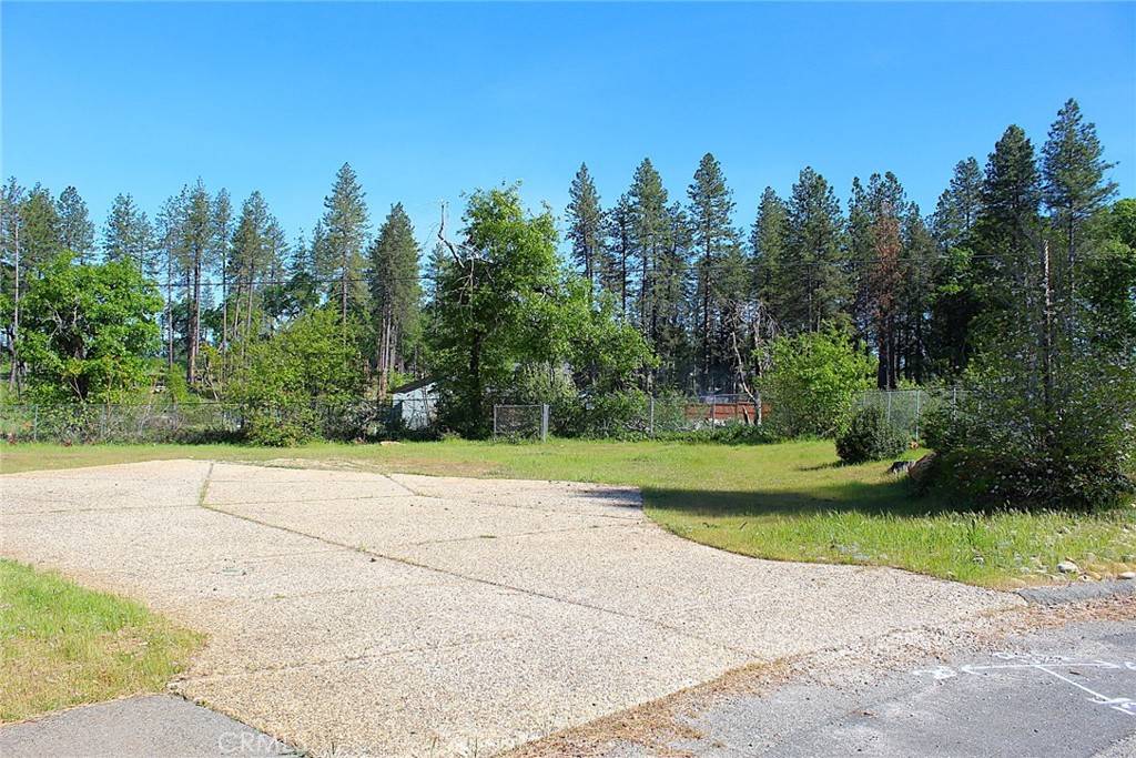 Paradise, CA 95969,5971 Debbie LN