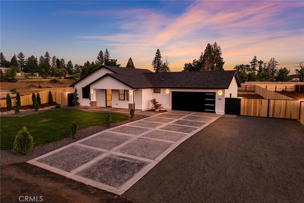 Paradise, CA 95969,776 Camellia DR