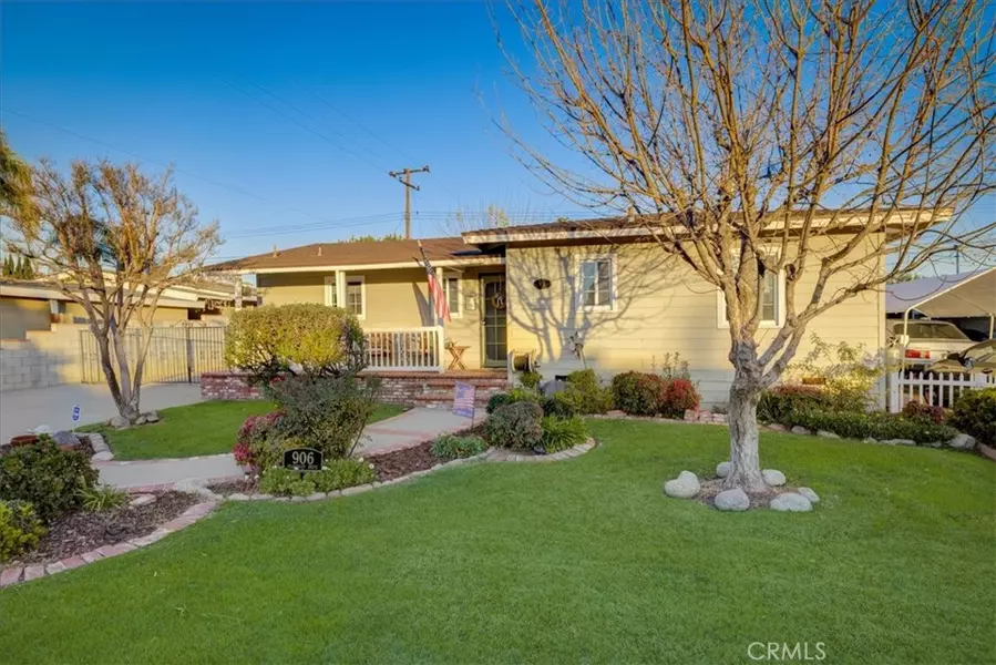 906 Starcrest DR, Glendora, CA 91740
