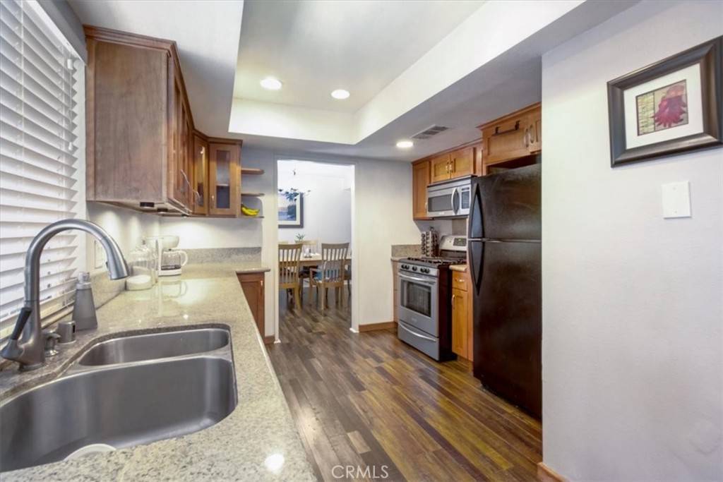 Azusa, CA 91702,262 W Renwick RD