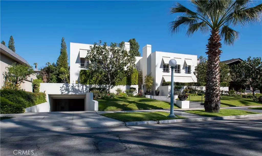 Pasadena, CA 91105,377 W Bellevue DR