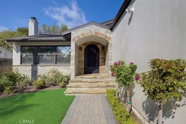 La Canada Flintridge, CA 91011,4609 Hampton RD