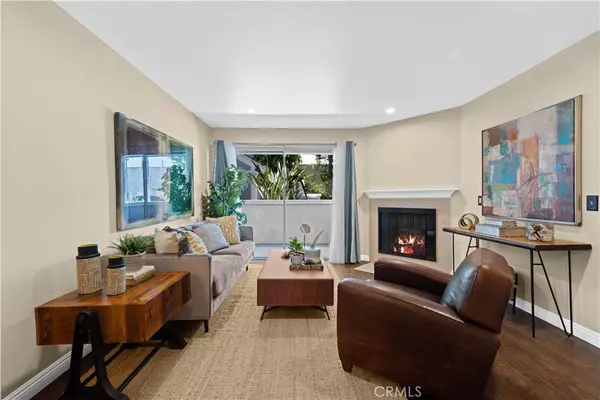 Winnetka, CA 91306,7640 Oso AVE #126