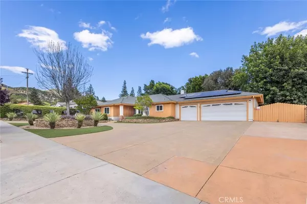 Sylmar, CA 91342,16014 Yarnell ST