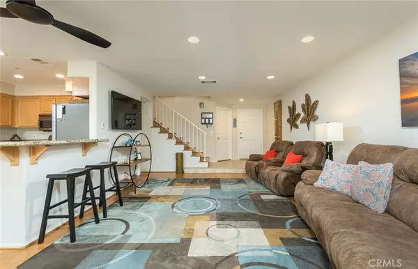 Huntington Beach, CA 92648,18857 Kithira CIR