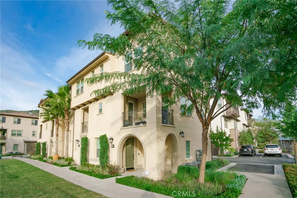 836 Iris WAY #D, Azusa, CA 91702