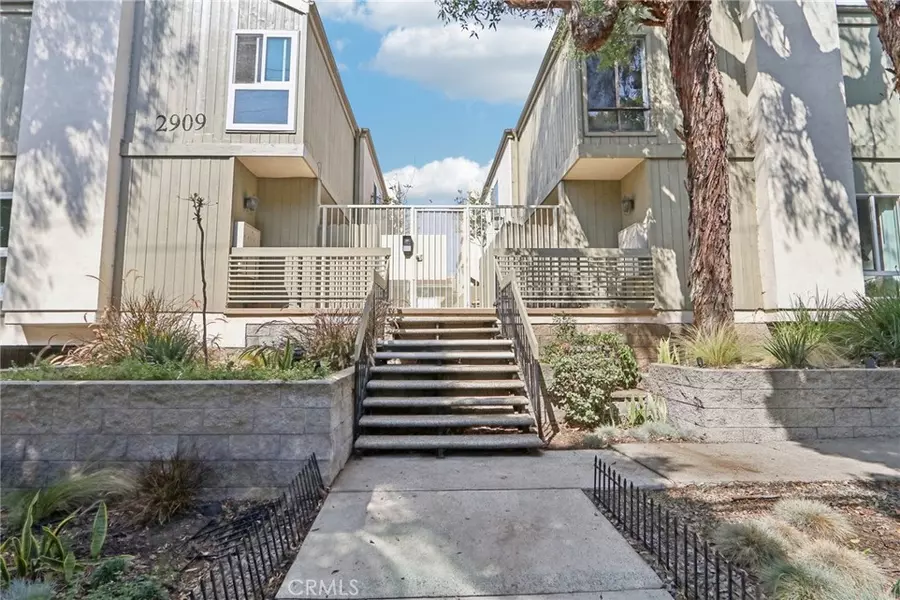 2909 Arizona AVE #3, Santa Monica, CA 90404
