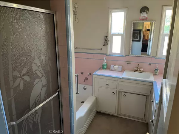La Canada Flintridge, CA 91011,604 De Nova ST