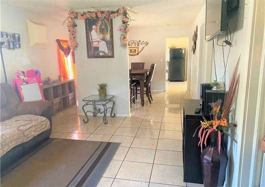 Bakersfield, CA 93301,2630 2632 L ST #a,b,c