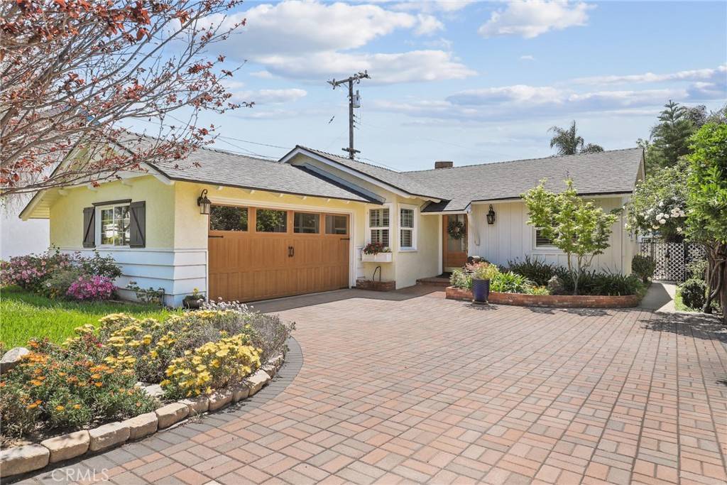 Glendora, CA 91740,316 E Colorado AVE