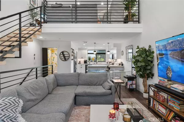 North Hollywood, CA 91606,11324 W Raitt LN