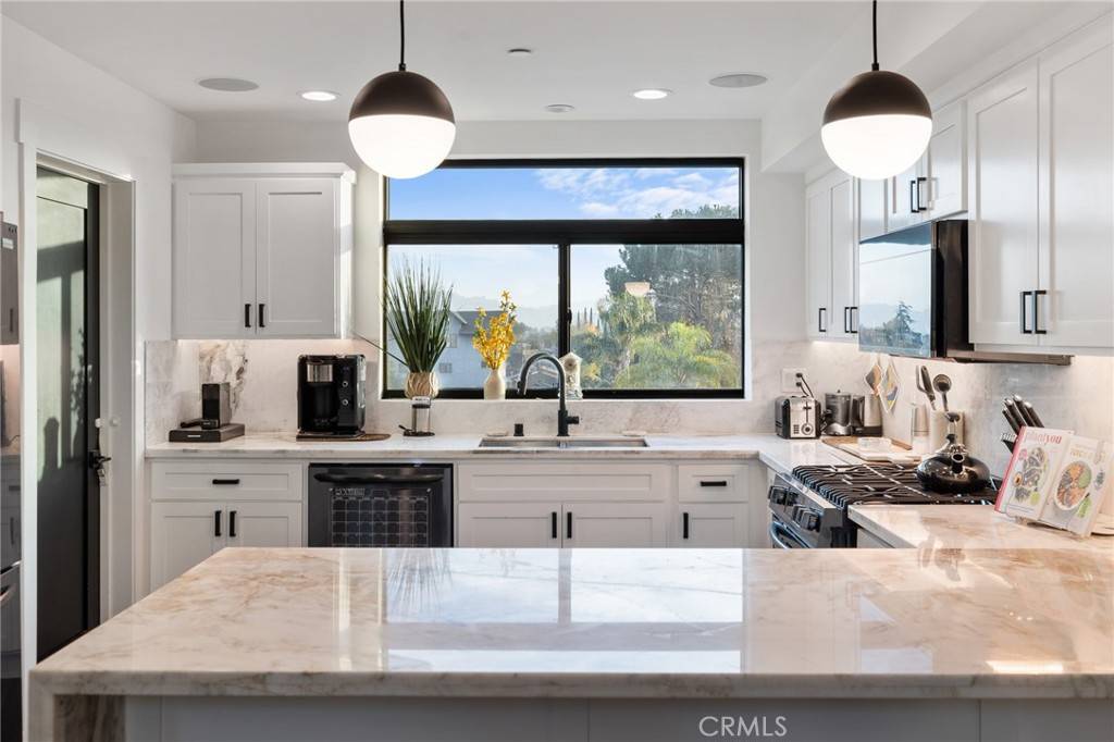 North Hollywood, CA 91606,11324 W Raitt LN