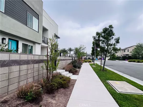 Ontario, CA 91761,3641 S Allston Paseo #9