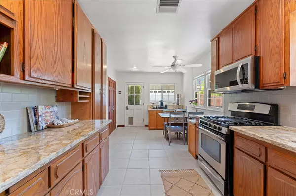 Glendale, CA 91202,1636 Ard Eevin AVE