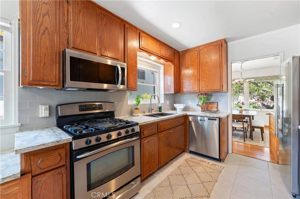 Glendale, CA 91202,1636 Ard Eevin AVE