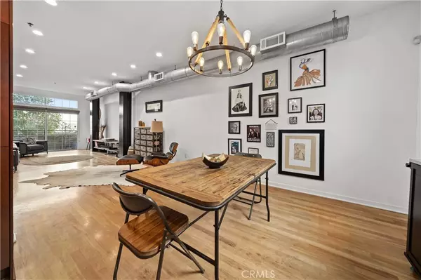Playa Vista, CA 90094,5350 Playa Vista DR #19