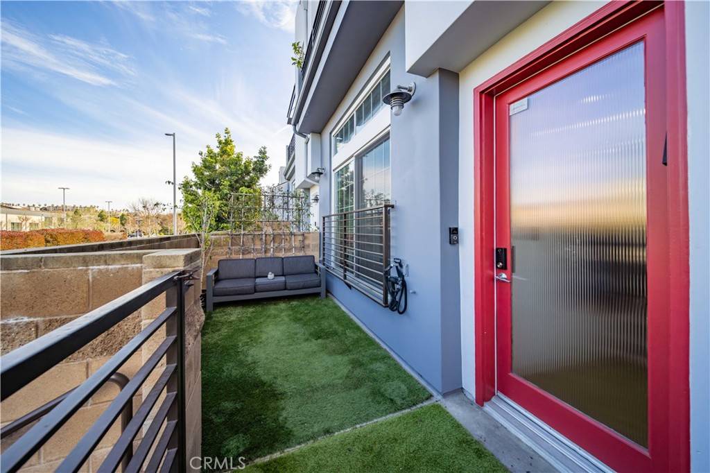 Playa Vista, CA 90094,5350 Playa Vista DR #19
