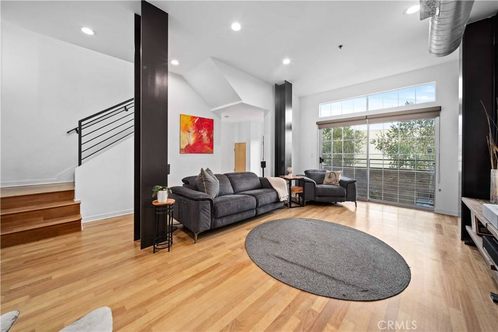 Playa Vista, CA 90094,5350 Playa Vista DR #19