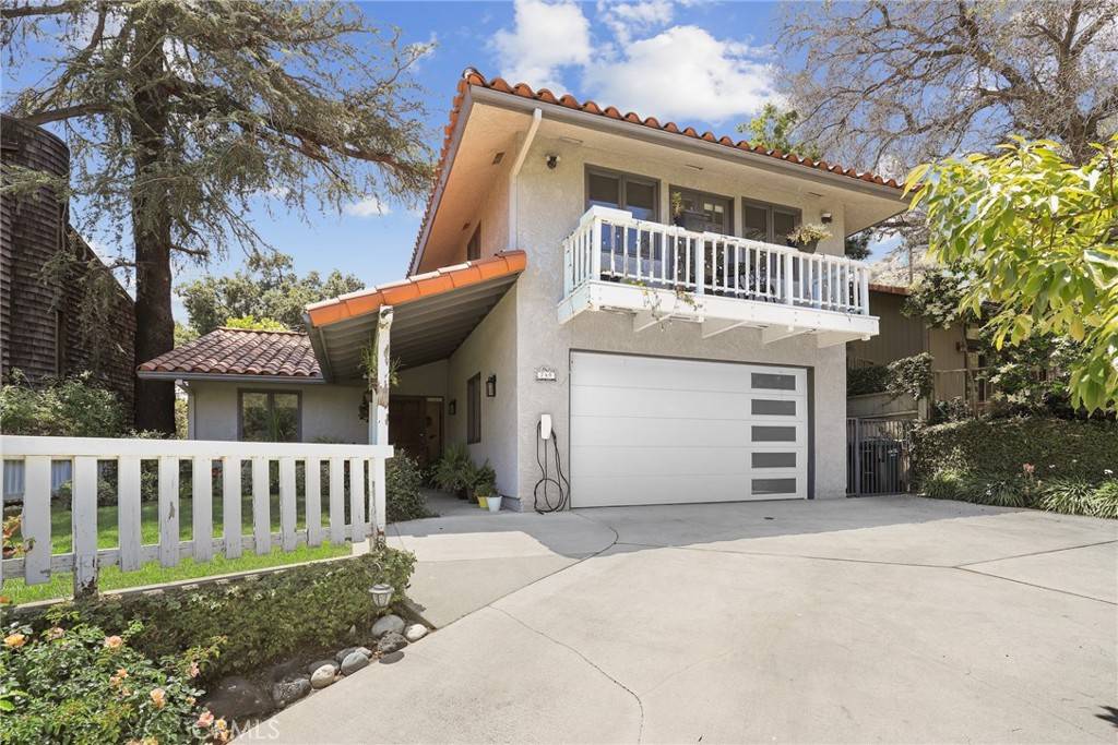 Sierra Madre, CA 91024,749 Canyon Crest DR