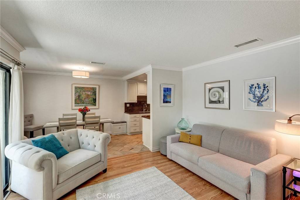 Glendora, CA 91740,1180 Strawberry LN