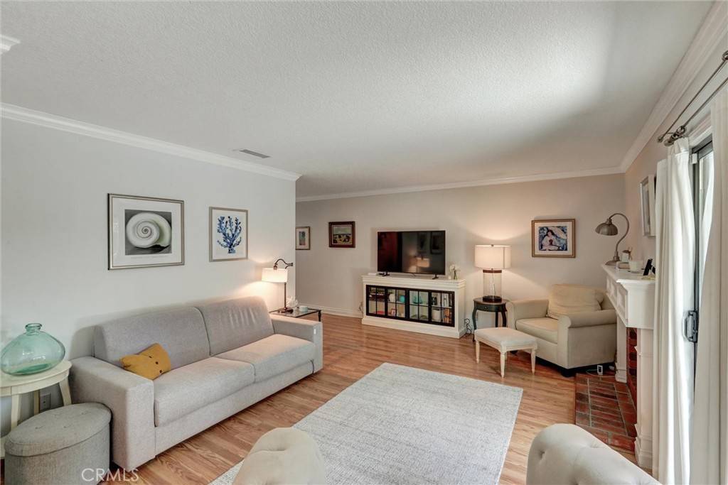 Glendora, CA 91740,1180 Strawberry LN