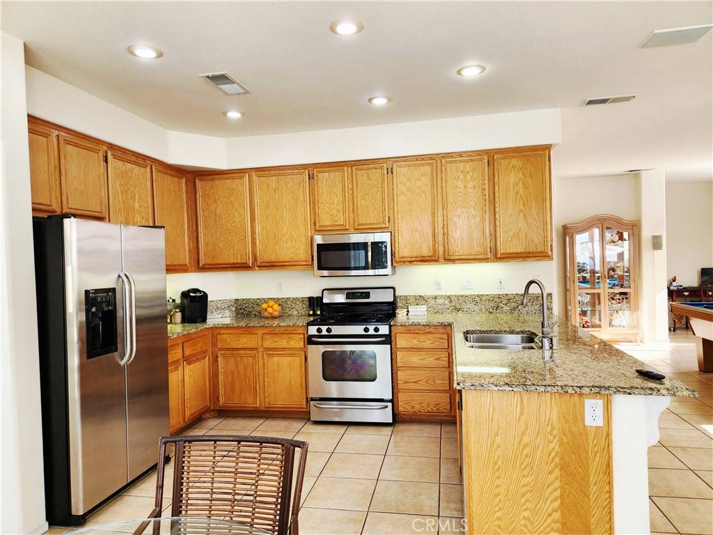 Riverside, CA 92508,20858 Bakal DR