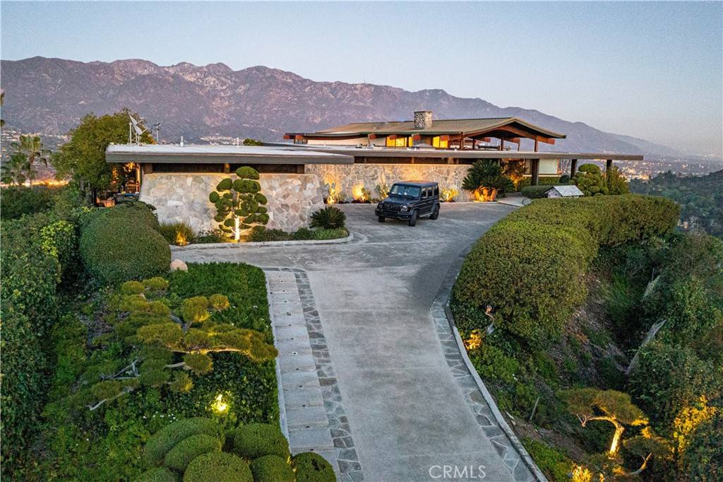 La Canada Flintridge, CA 91011,3820 Domal LN