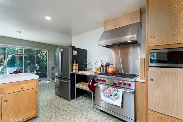 Los Angeles, CA 90042,4800 Sonata Ln