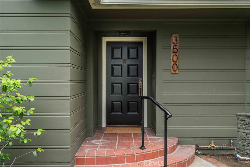 Pasadena, CA 91107,3500 Grayburn RD