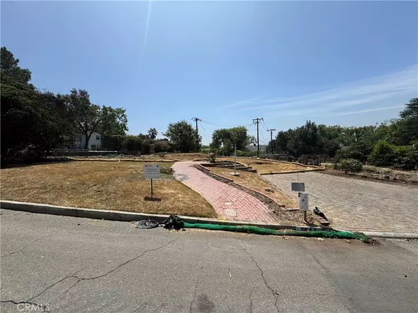 Altadena, CA 91001,3044 N MOUNT CURVE AVE