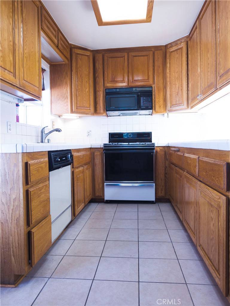 San Gabriel, CA 91775,5802 N Vista ST