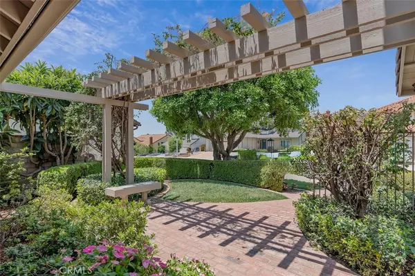 Whittier, CA 90601,11422 Ridgegate DR