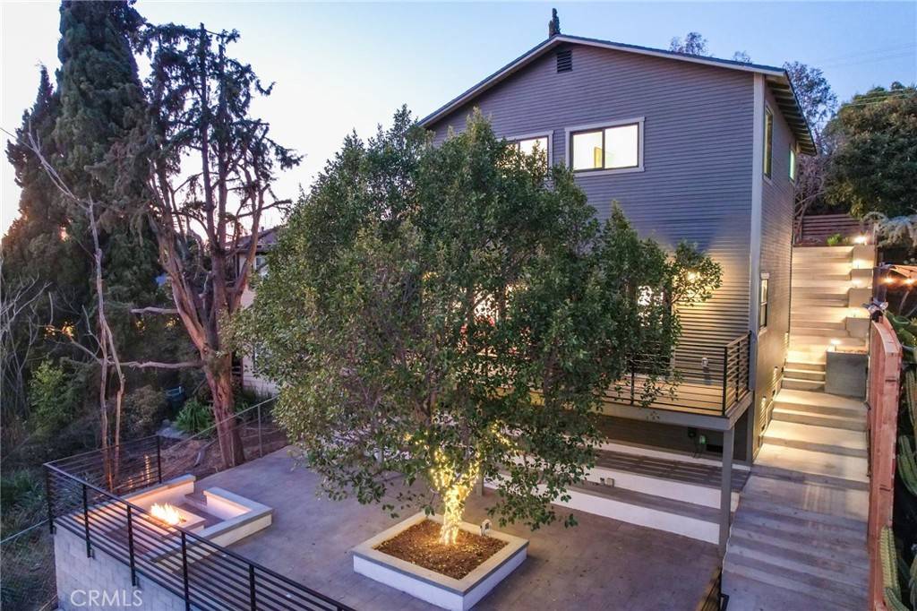 Los Angeles, CA 90042,6234 Hillandale DR
