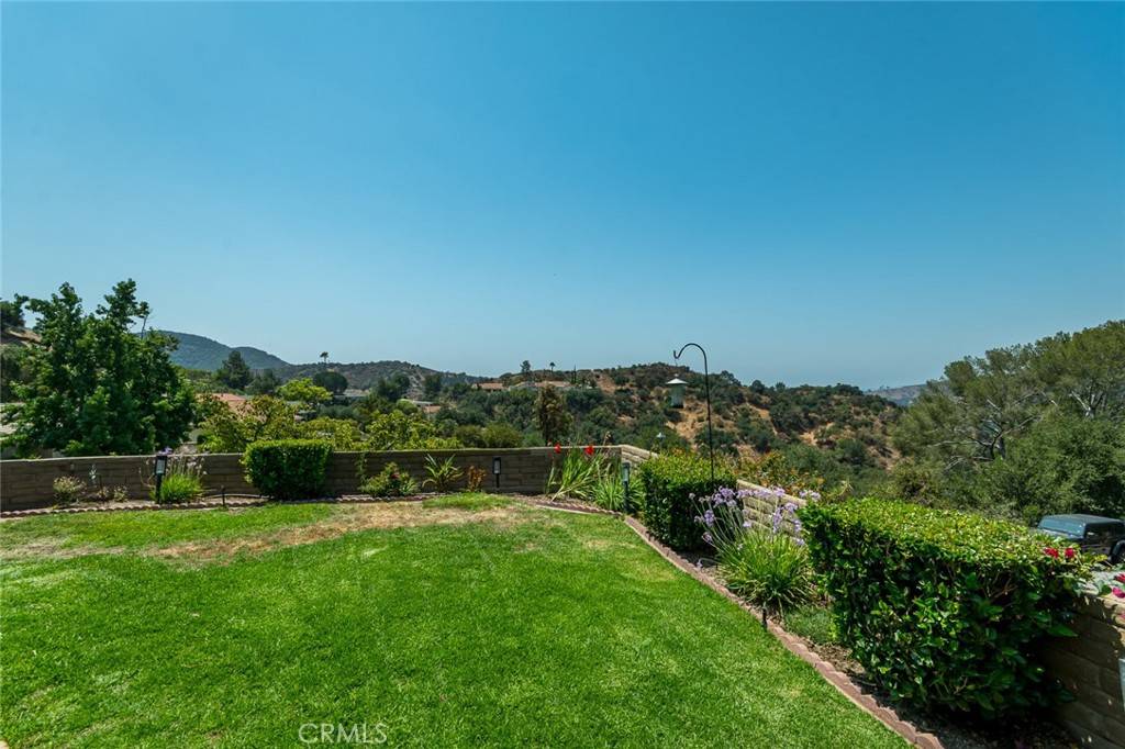 Glendale, CA 91208,2251 El Arbolita DR