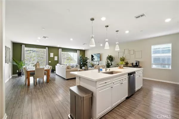 Lake Elsinore, CA 92532,41018 Chambord DR